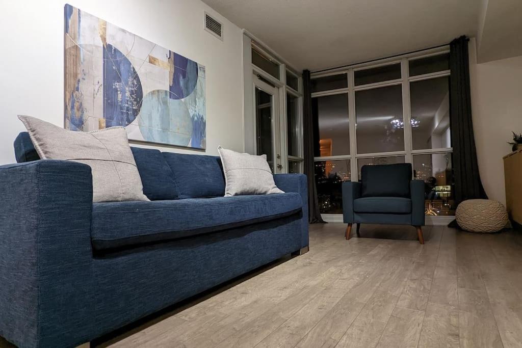 Lovely 2 Bed Condo In Downtown 多伦多 外观 照片